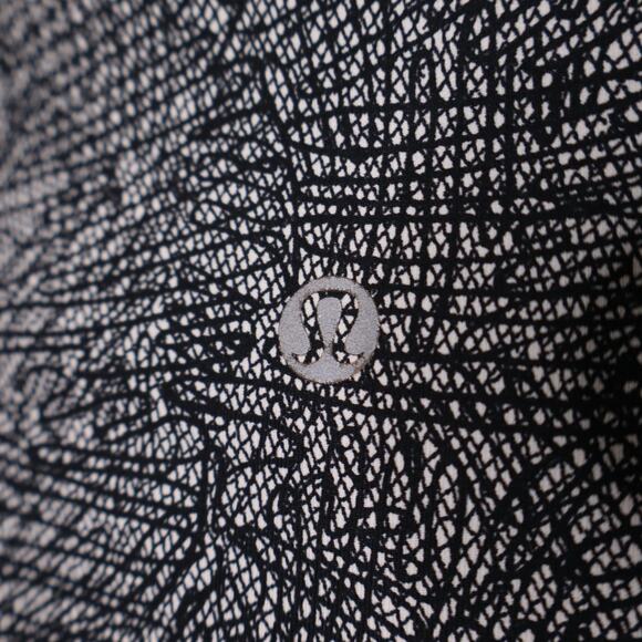 LULULEMON Wunder Under High Rise 7/8 Tight in Line Up White Black Women's 6 - Picture 10 of 11